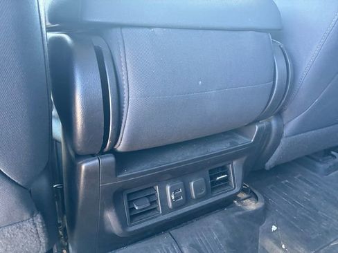 Used 2022 GMC Sierra 1500 Elevation w/ LPO, Elevation Black Package AWD/4WD image 18