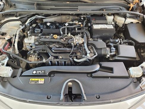 Used 2024 Toyota Corolla LE FWD image 27