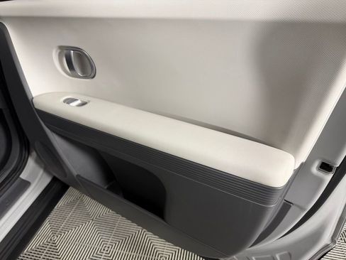 Used 2024 Hyundai Ioniq 5 SEL image 34