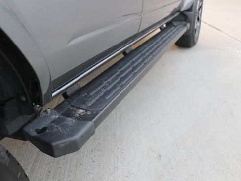Used 2023 Ford Bronco Outer Banks AWD/4WD image 9