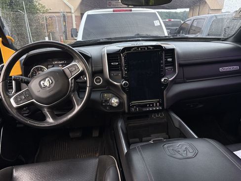 Used 2021 RAM 1500 Laramie AWD/4WD image 8