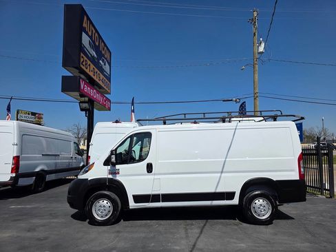 Used 2021 RAM ProMaster 2500 image 4