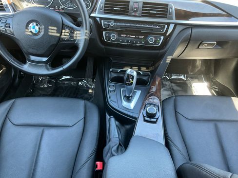 Used 2016 BMW 320i xDrive Sedan image 10