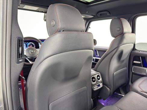 Used 2021 Mercedes-Benz G 550 w/ AMG Line image 40