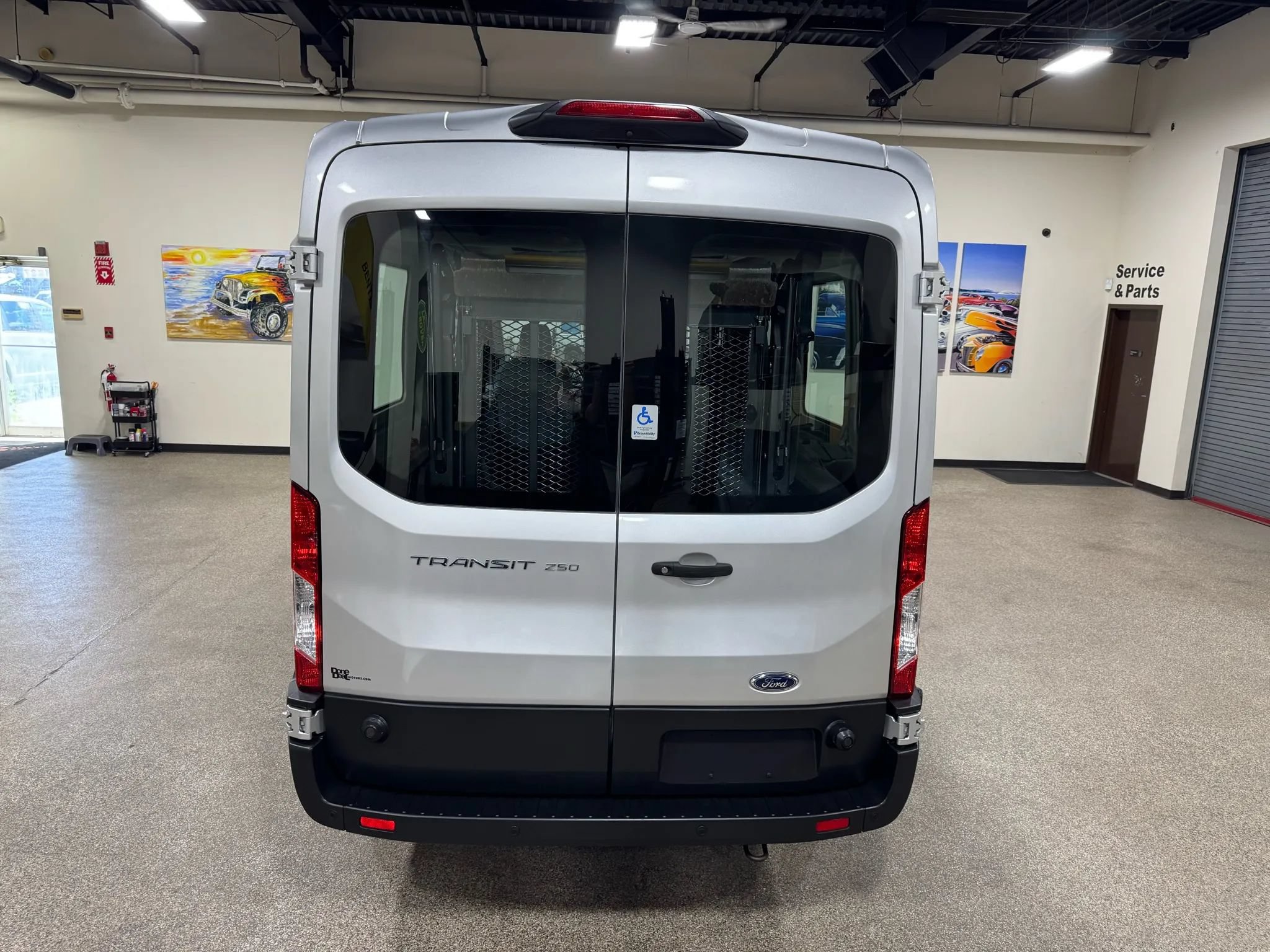 Used 2019 Ford Transit 250 148 Medium Roof RWD image 21