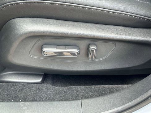 New 2026 Honda HR-V EX-L image 18