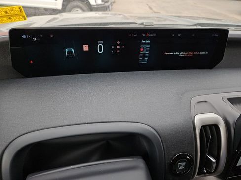 New 2026 Ford Expedition Active image 26