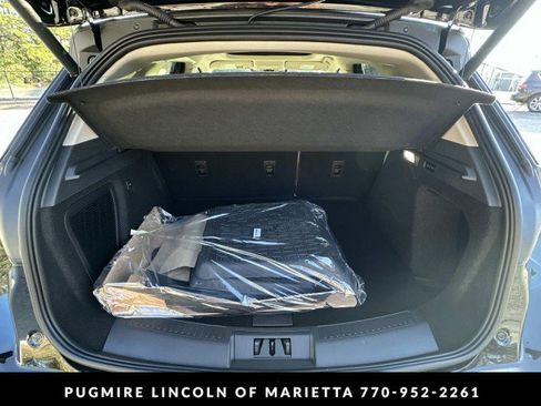 New 2026 Lincoln Corsair Premiere image 18