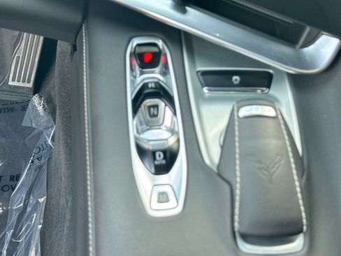 Used 2025 Chevrolet Corvette Z06 RWD image 23
