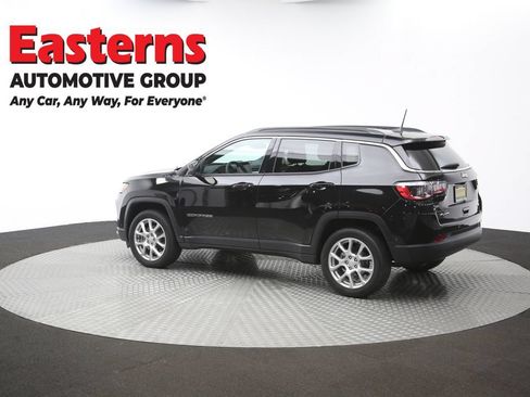 Used 2024 Jeep Compass Latitude AWD/4WD image 61
