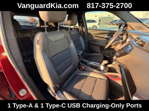 Used 2021 Chevrolet TrailBlazer RS w/ Technology Package image 28