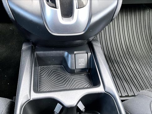 Used 2019 Honda CR-V LX image 14