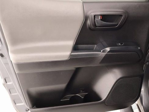Used 2021 Toyota Tacoma SR w/ SR Convenience Package image 15