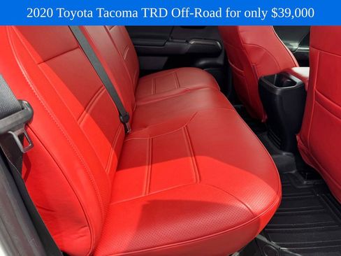 Used 2020 Toyota Tacoma TRD Off-Road AWD/4WD image 11