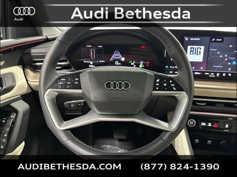 Certified 2025 Audi Q5 Prestige AWD/4WD image 16