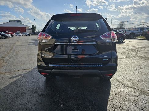 Used 2014 Nissan Rogue S image 28