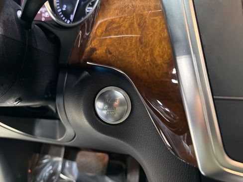 Used 2013 Mercedes-Benz GL 450 4MATIC image 18