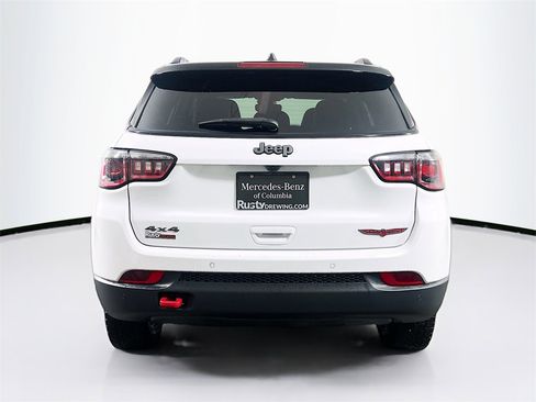 Used 2024 Jeep Compass Trailhawk image 6