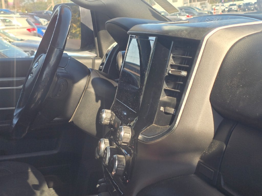 Used 2019 RAM 2500 Big Horn w/ Black Appearance Package AWD/4WD image 10