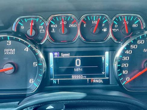 Used 2017 Chevrolet Tahoe LT w/ LT Signature Package AWD/4WD image 19
