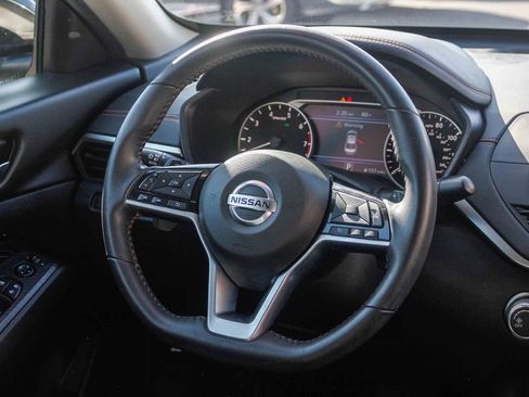 Certified 2020 Nissan Altima 2.5 SR image 16