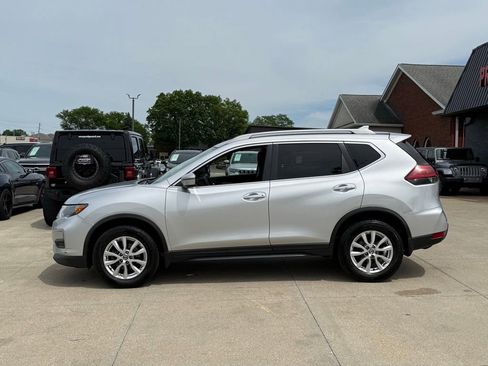 Used 2019 Nissan Rogue S w/ Special Edition Package AWD/4WD image 3