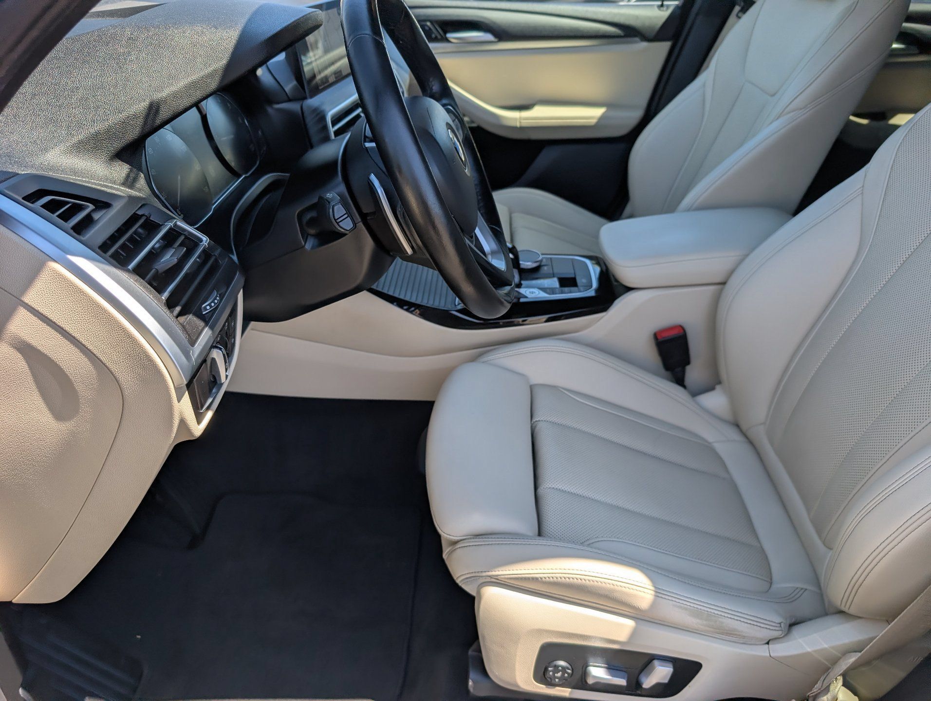 Used 2022 BMW X3 sDrive30i w/ Convenience Package RWD image 17