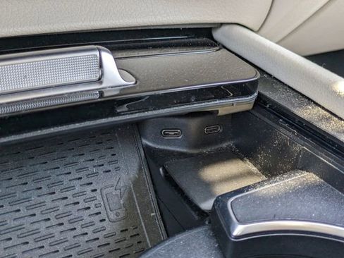 Used 2020 Mercedes-Benz GLE 350 image 32