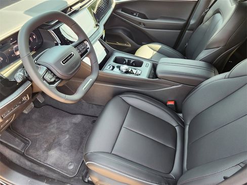 New 2025 Jeep Wagoneer S Limited image 8