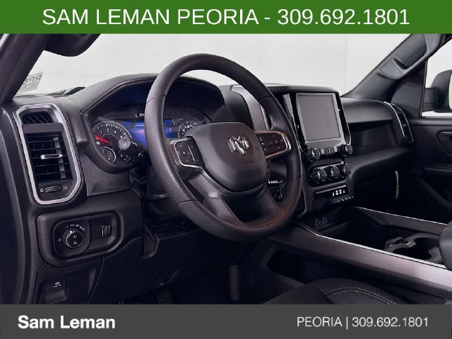 New 2026 RAM 1500 Express AWD/4WD image 9