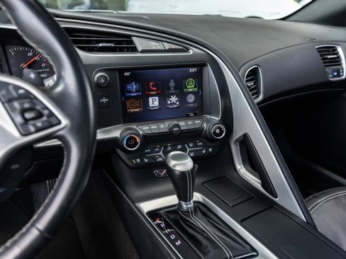 Used 2014 Chevrolet Corvette Stingray Coupe w/ 2LT Preferred Equipment Group image 32