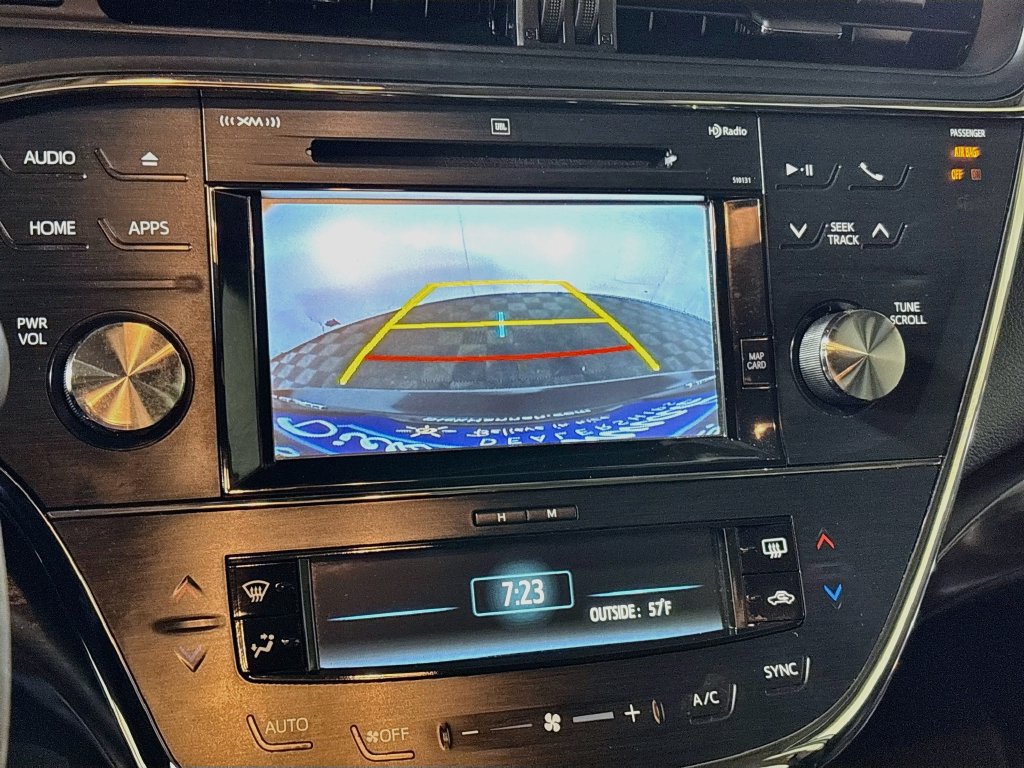 Used 2016 Toyota Avalon Limited w/ Toyota Safety Sense Package FWD image 17