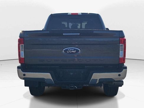 Used 2017 Ford F250 Lariat w/ Lariat Value Package AWD/4WD image 7