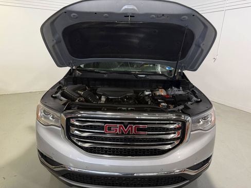 Used 2019 GMC Acadia SLT AWD/4WD image 26