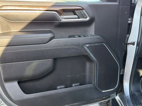 Used 2023 GMC Sierra 1500 SLE w/ Enhanced Capability Package image 23