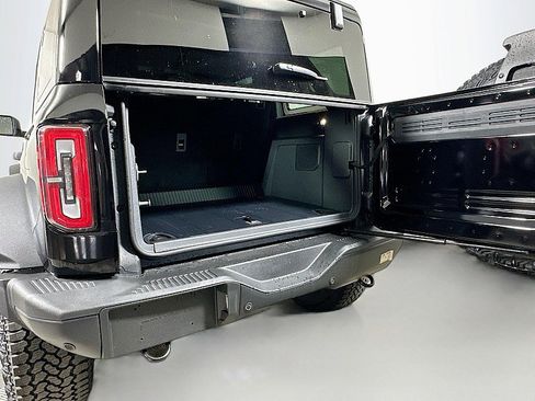 New 2025 Ford Bronco Badlands w/ Sasquatch Package image 17