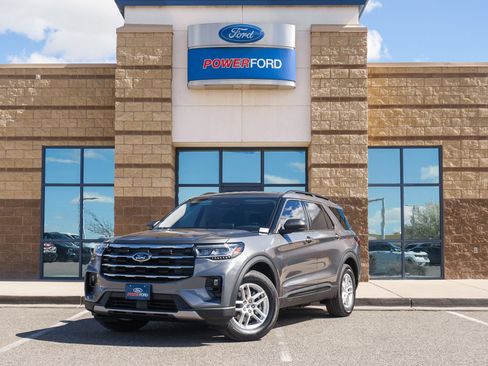 New 2026 Ford Explorer Active w/ Active Comfort Package image 2