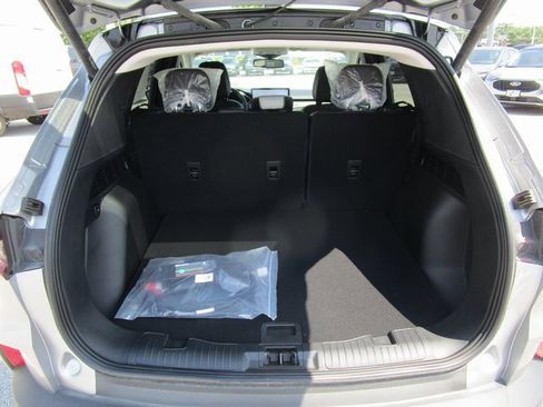New 2024 Ford Escape SE w/ PHEV Premium Package image 13
