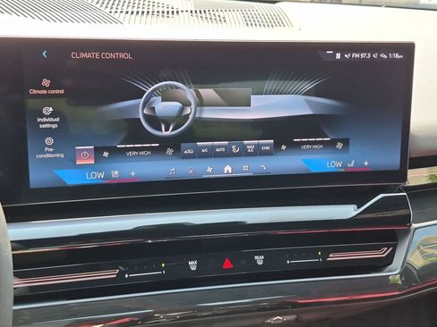 Certified 2024 BMW 530i w/ Premium Package RWD image 25