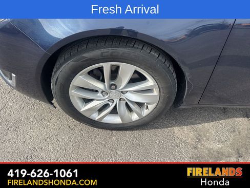 Used 2015 Buick Regal image 12
