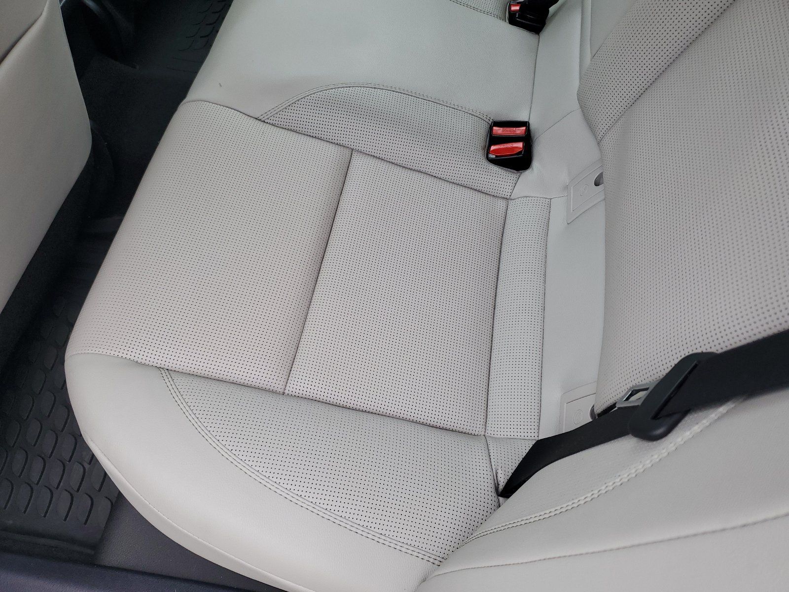 Certified 2025 Toyota Camry XLE w/ Premium Package AWD/4WD image 15