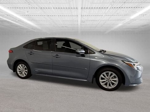 Used 2023 Toyota Corolla LE w/ LE Premium Package AWD/4WD image 6