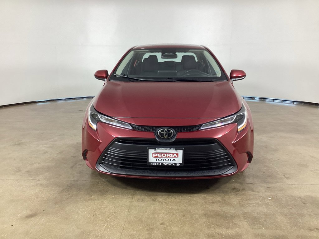 Used 2025 Toyota Corolla LE FWD image 2