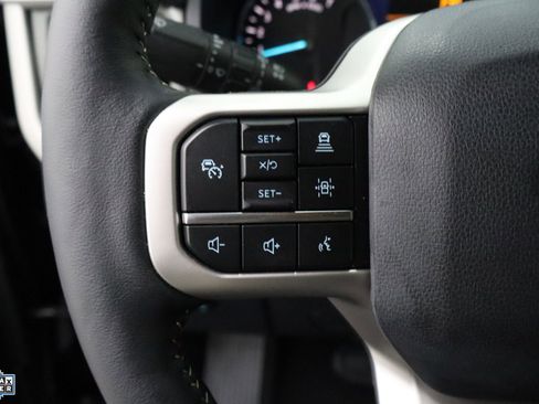 Used 2024 Ford Expedition XLT image 14