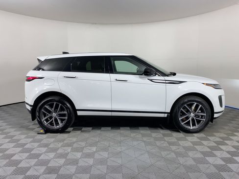 New 2026 Land Rover Range Rover Evoque S image 7