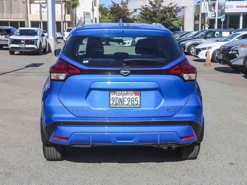Used 2023 Nissan Kicks SV FWD image 7