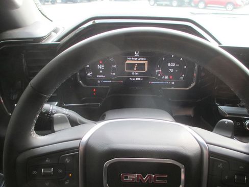 Used 2024 GMC Sierra 1500 SLT w/ SLT Premium Package image 27