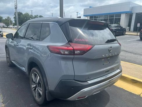 Used 2023 Nissan Rogue Platinum FWD image 7