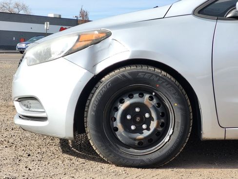 Used 2015 Kia Forte LX image 9