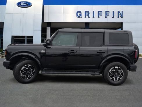 Used 2024 Ford Bronco Outer Banks image 10